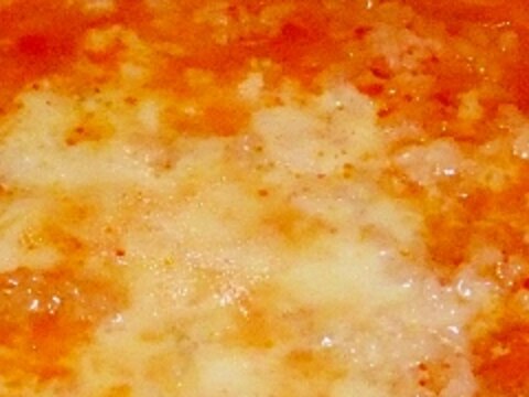トマト鍋が残ったら、チーズリゾットが美味しい